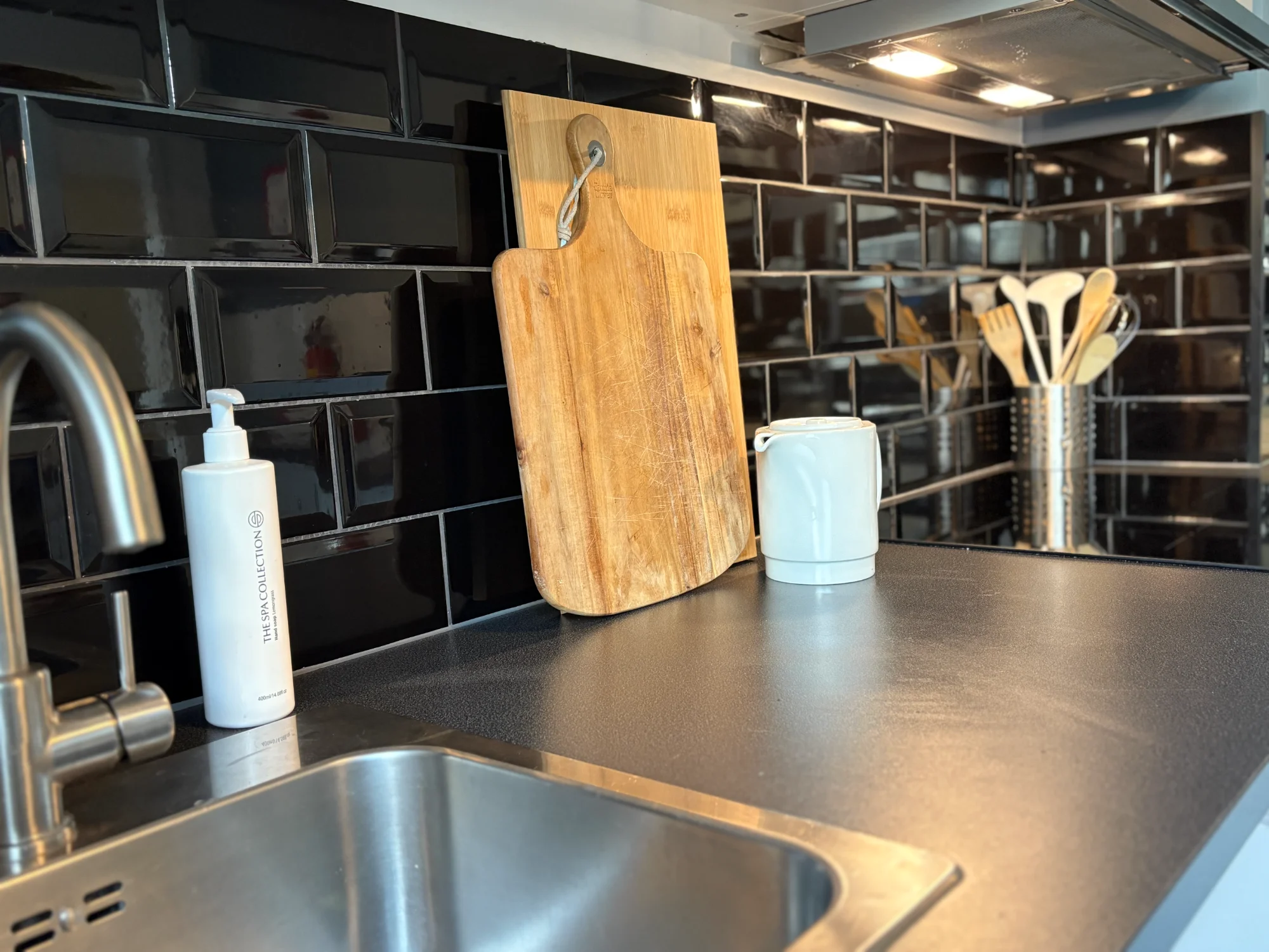 Moderne volledig uitgeruste keuken in vakantiehuis BLESS Valkenburg