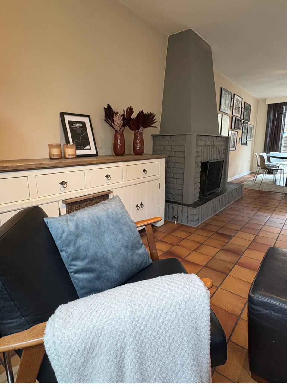 Woonkamer vakantiehuis BLESS Valkenburg met grote ramen